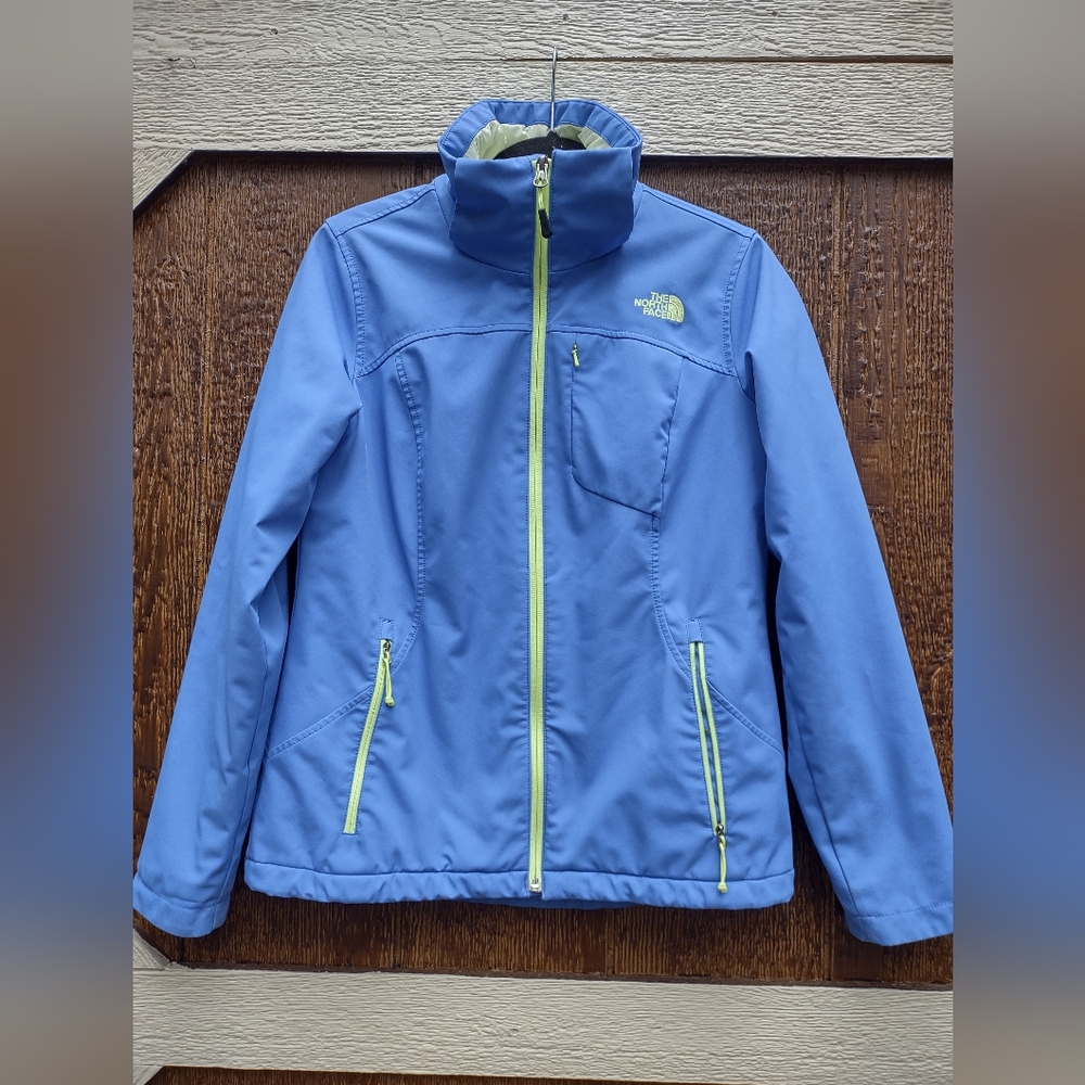 The North Face Women's Size M Apex Elevation 2.0 Jacket Blue